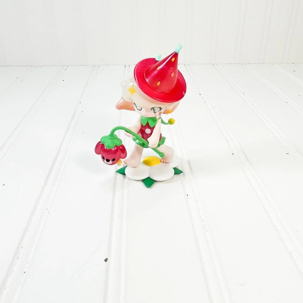 POP MART Azura Spring Fantasy‎ Series Blind Box Strawberry Fairy Figure
